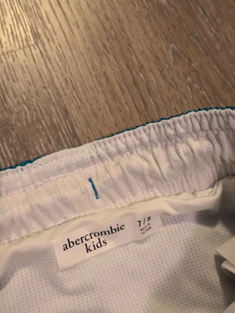 abercrombie kids abercrombie kids